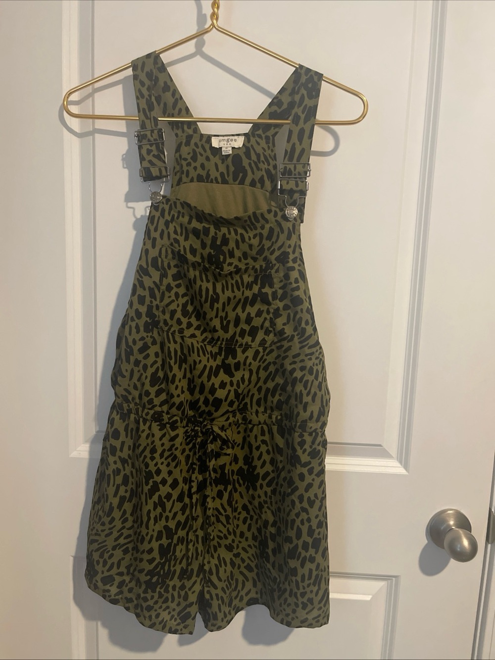 Olive Green Leopard Print Bib Romper M 32 Unstretched waist 30 shoulder to hem